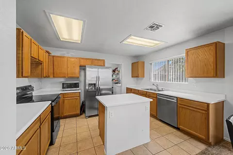 Kitchen - 5240 E Flower Ave, Mesa, AZ 85206 photo 1 of 2