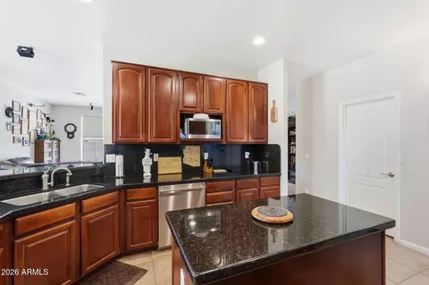 Kitchen - 3644 E Del Rio St, Gilbert, AZ 85295 photo 3 of 6