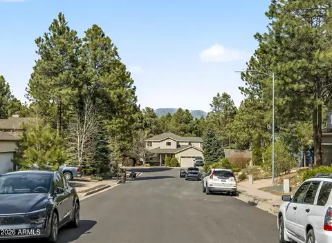 914 W Weston Trl, Flagstaff, AZ 86005
