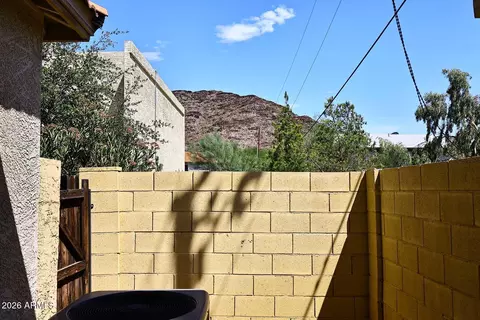 Exterior - 1505 E Sahuaro Dr #3, Phoenix, AZ 85020 photo 2 of 5