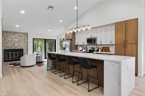 Kitchen - 3907 E Coconino St, Phoenix, AZ 85044 photo 1 of 5