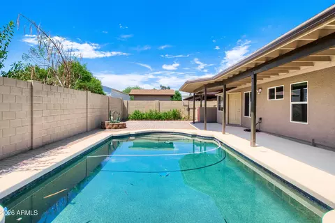 Exterior - 19432 N 3rd Ave, Phoenix, AZ 85027 photo 6 of 8