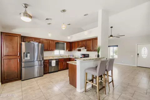 Kitchen - 19432 N 3rd Ave, Phoenix, AZ 85027 photo 1 of 2