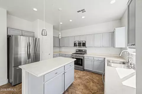 Kitchen - 3859 E Fairview St, Gilbert, AZ 85295 photo 3 of 4