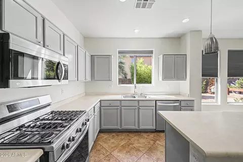 Kitchen - 3859 E Fairview St, Gilbert, AZ 85295 photo 4 of 4