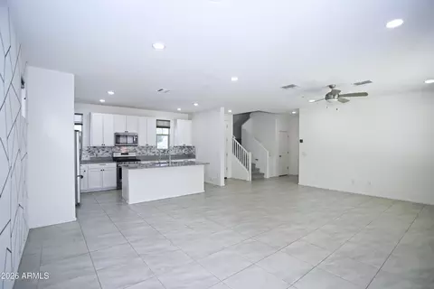 Living - 36 E Constitution Dr, Gilbert, AZ 85296 photo 3 of 3
