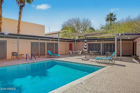 Exterior - 2201 N Central Ave #2F, Phoenix, AZ 85004 photo 4 of 4