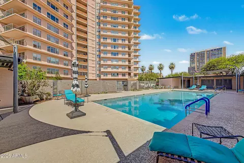 Exterior - 2201 N Central Ave #2F, Phoenix, AZ 85004 photo 3 of 4