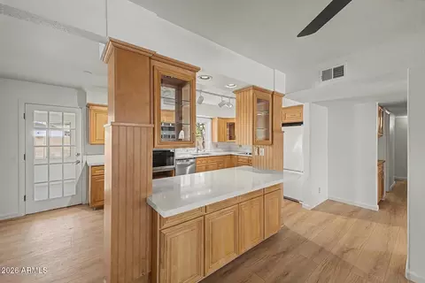 Kitchen - 1407 E Gemini Dr, Tempe, AZ 85283 photo 1 of 4