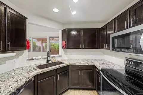 Kitchen - 6730 E Preston St #21, Mesa, AZ 85215 photo 3 of 3