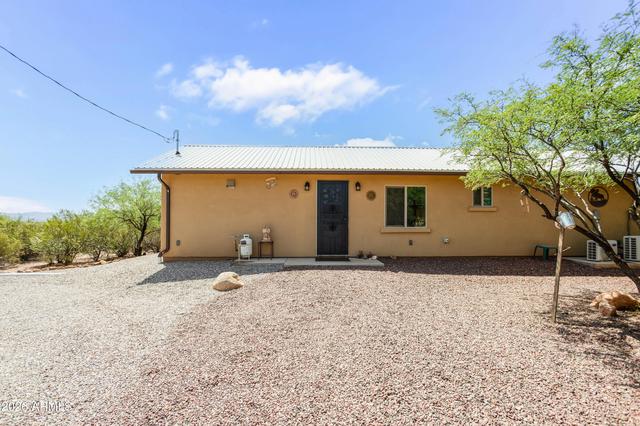 1838 E Hootin Holler Trl, Huachuca City, AZ 85616