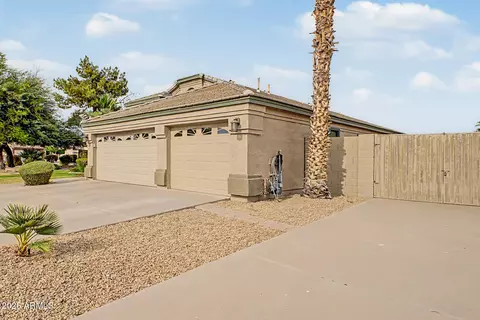 Exterior - 1345 E Toledo St, Gilbert, AZ 85295 photo 4 of 13