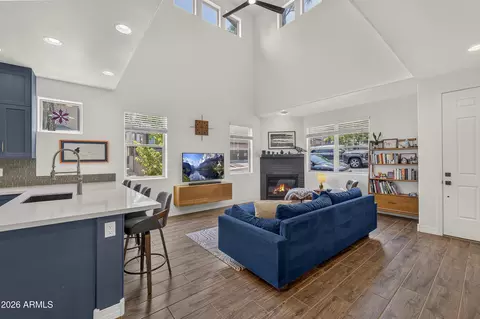 2470 W Clement Cir, Flagstaff, AZ 86001