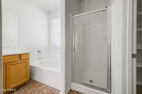 Bath - 3846 E Fairview St, Gilbert, AZ 85295 photo 2 of 2
