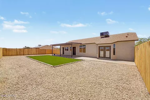Exterior - 5500 E Savanna Ln, Coolidge, AZ 85128 photo 4 of 7
