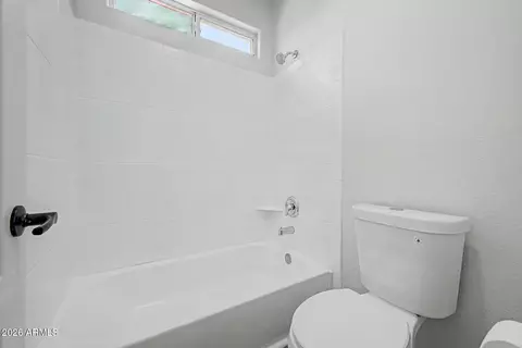 Bath - 5500 E Savanna Ln, Coolidge, AZ 85128 photo 4 of 4