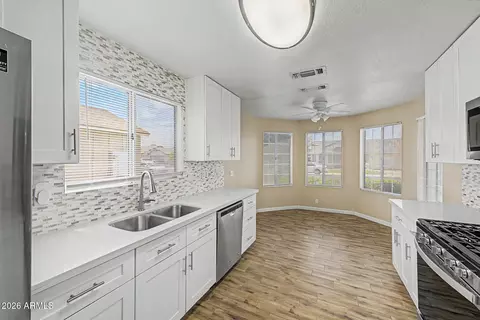 Kitchen - 8564 W Ocotillo Rd, Glendale, AZ 85305 photo 1 of 3