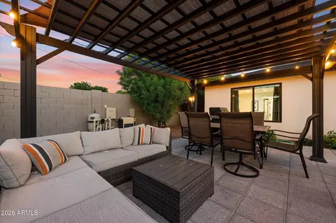 3802 E Piccadilly Rd, Phoenix, AZ 85018 photo 6