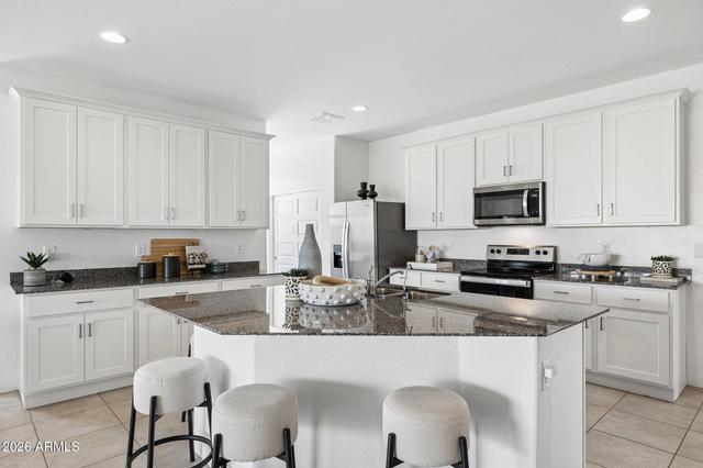 1525 E Currier Dr E, Casa Grande, AZ 85122