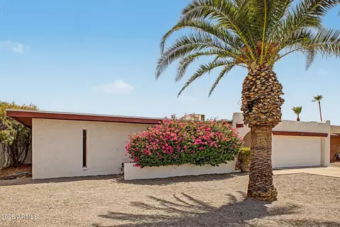 Exterior - 1703 E Watson Dr, Tempe, AZ 85283 photo 3 of 7