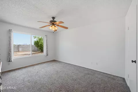 Bedroom - 4108 E Sunland Ave, Phoenix, AZ 85040 photo 2 of 5