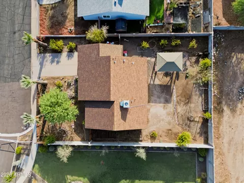 View/Area - 4108 E Sunland Ave, Phoenix, AZ 85040 photo 3 of 7