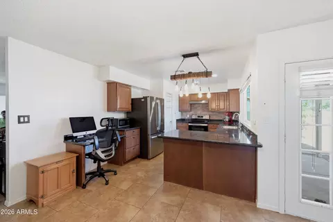 Kitchen - 4108 E Sunland Ave, Phoenix, AZ 85040 photo 2 of 3