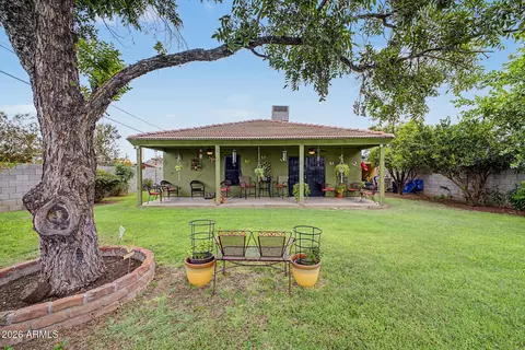 5402 W Northview Ave, Glendale, AZ 85301