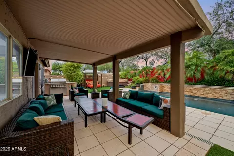 Exterior - 4626 E Adobe Dr, Phoenix, AZ 85050 photo 3 of 4