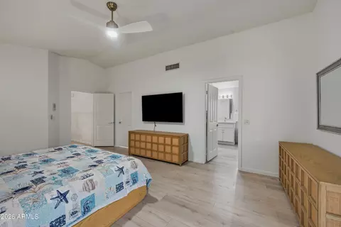 Bedroom - 4626 E Adobe Dr, Phoenix, AZ 85050 photo 3 of 6