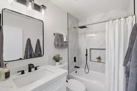Bath - 1318 E Orange St, Tempe, AZ 85281 photo 1 of 2