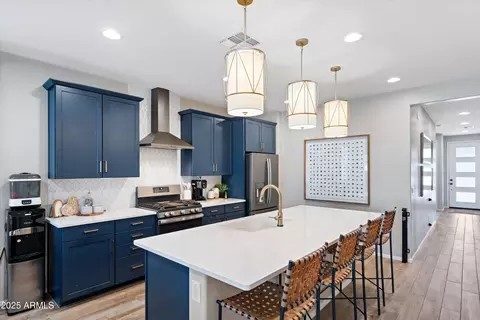 Kitchen - 618 E Piedmont Rd, Phoenix, AZ 85042 photo 5 of 7