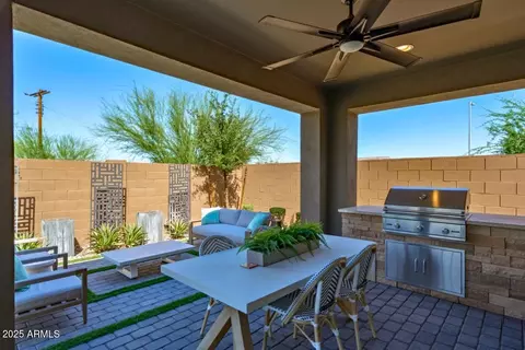 Exterior - 618 E Piedmont Rd, Phoenix, AZ 85042 photo 16 of 22