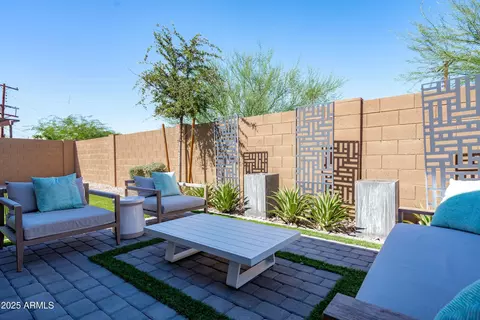 Exterior - 618 E Piedmont Rd, Phoenix, AZ 85042 photo 18 of 22