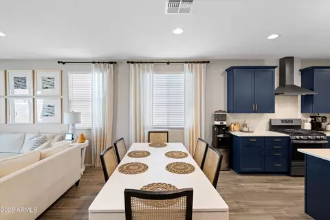Dining - 618 E Piedmont Rd, Phoenix, AZ 85042 photo 3 of 3