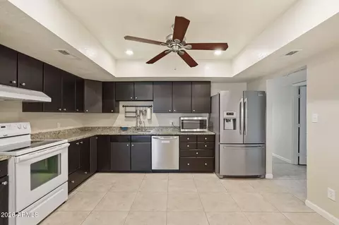 Kitchen - 1348 Enrose Cir, Mesa, AZ 85203 photo 5 of 5