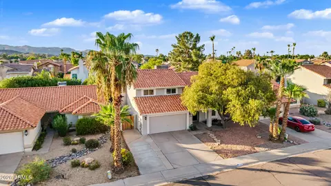 4236 E Amberwood Dr, Phoenix, AZ 85048 photo 3