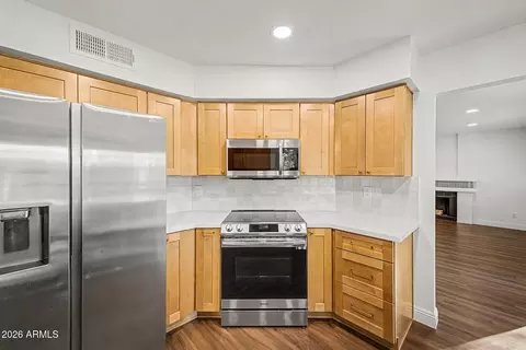 4236 E Amberwood Dr, Phoenix, AZ 85048 photo 7