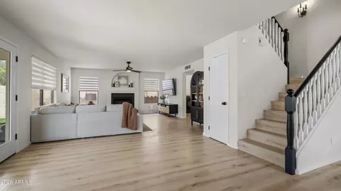 Entry Way - 2553 E Indigo Brush Rd, Phoenix, AZ 85048 photo 2 of 5