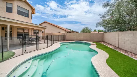 Exterior - 2553 E Indigo Brush Rd, Phoenix, AZ 85048 photo 4 of 9