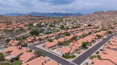 View/Area - 2553 E Indigo Brush Rd, Phoenix, AZ 85048 photo 2 of 14