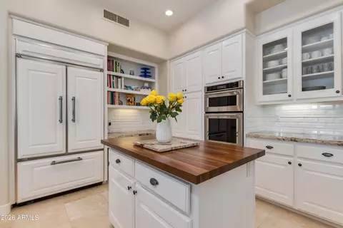 Kitchen - 6512 N 28th St, Phoenix, AZ 85016 photo 2 of 2