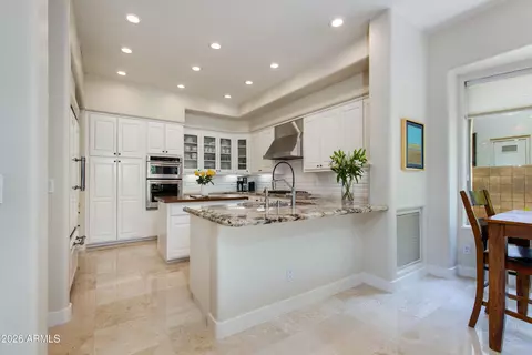 Kitchen - 6512 N 28th St, Phoenix, AZ 85016 photo 1 of 2