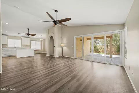 2210 E Menadota Dr, Phoenix, AZ 85024 photo 7