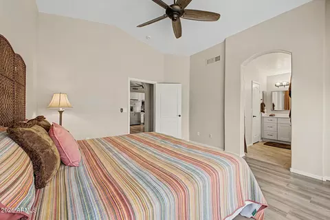 2210 E Menadota Dr, Phoenix, AZ 85024 photo 18