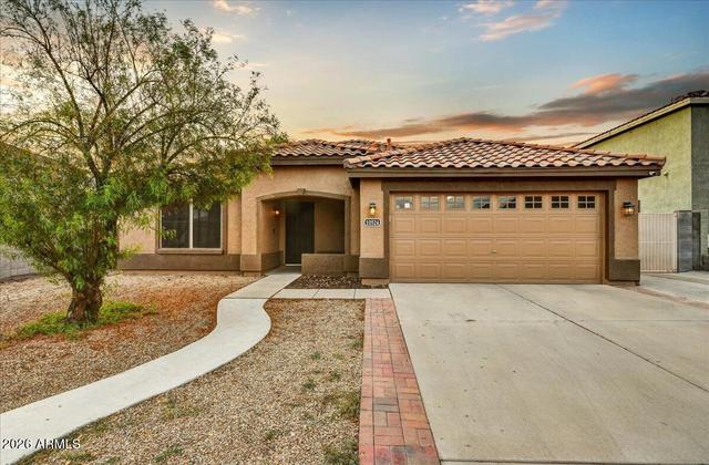 10524 W Country Club Trl, Peoria, AZ 85383