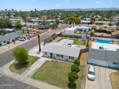 View/Area - 1701 W Fairmount Ave, Phoenix, AZ 85015 photo 6 of 16