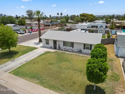 View/Area - 1701 W Fairmount Ave, Phoenix, AZ 85015 photo 2 of 16