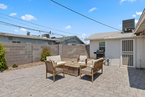 Exterior - 1701 W Fairmount Ave, Phoenix, AZ 85015 photo 13 of 17