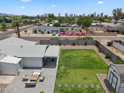 View/Area - 1701 W Fairmount Ave, Phoenix, AZ 85015 photo 12 of 16